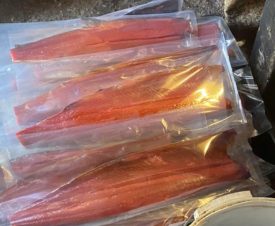 В подпольном цехе на Камчатке изготавливали красную икру и рыбу